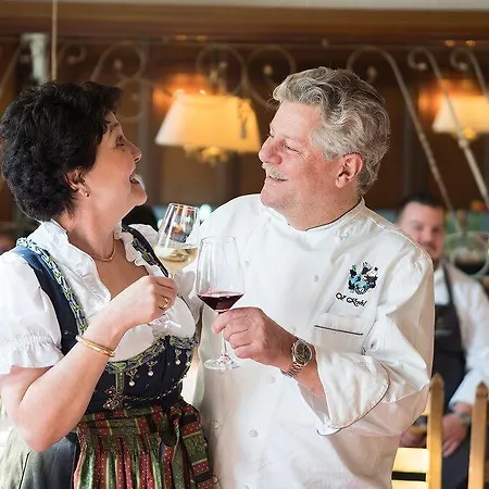 Restaurant Krehl's Linde 3* 슈투트가르트