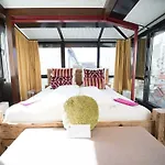 Restaurant Krehl's Linde Hotel 3*