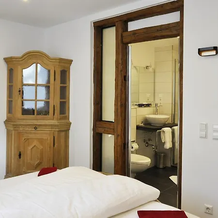 Hotel Restaurant Krehl's Linde 3*