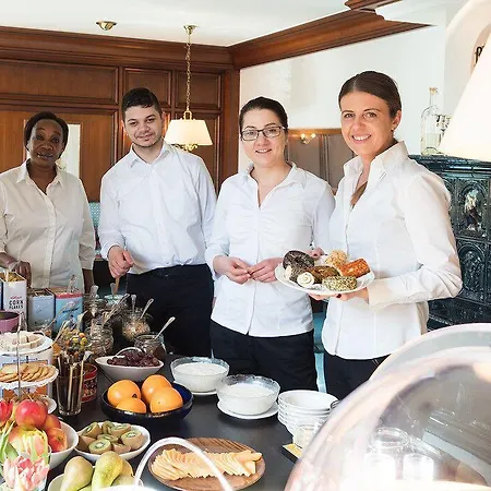 Hotel Restaurant Krehl's Linde 3*