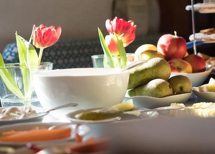 レストラン クレールズ リンデ ホテル