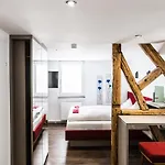 Отель Restaurant Krehl's Linde Штутгарт